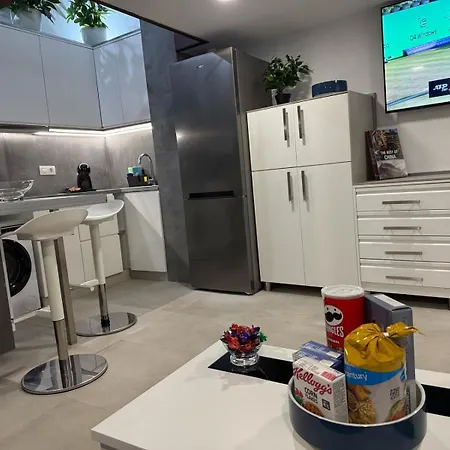 Loft 19 Luxury Boutique - Heated Pool Apartment *